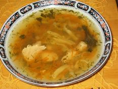 Noodles mushrooms - chicken soup.