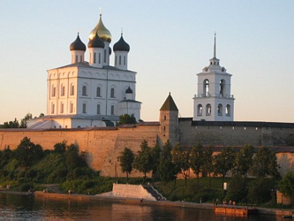 Pskov, panorama of the ensemble of the Kremlin as seen from the bank of Velikaya river.