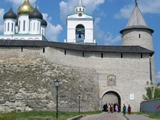 Photos of ancient Towers in Russian Pskov city